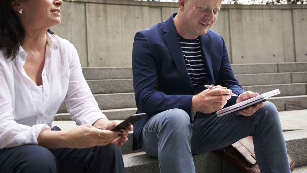 Como trabalhar com marketing digital pelo celular Como trabalhar com marketing digital pelo celular