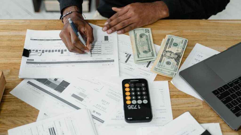 Controladoria e finanças na gestão empresarial