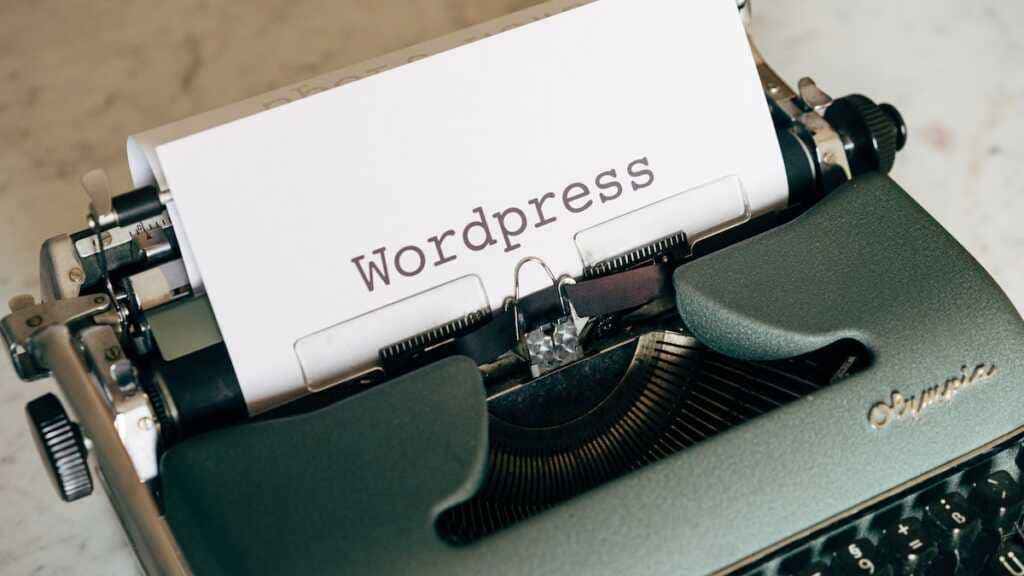Sites produzidos com WordPress, conheça as vantagens e desvantagens Sites produzidos com Wordpress, conheça as vantagens e desvantagens