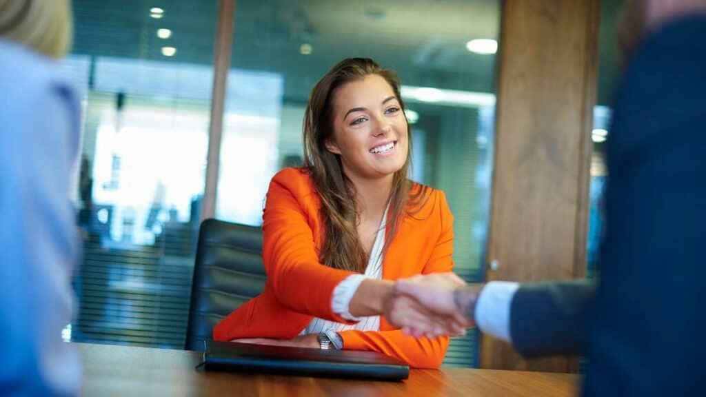 Como conseguir um emprego sem diploma universitário? Como conseguir um emprego sem diploma universitário