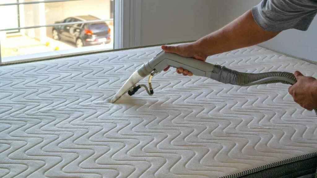 Como tirar bolinhas do colchão? Como tirar bolinhas do colchão