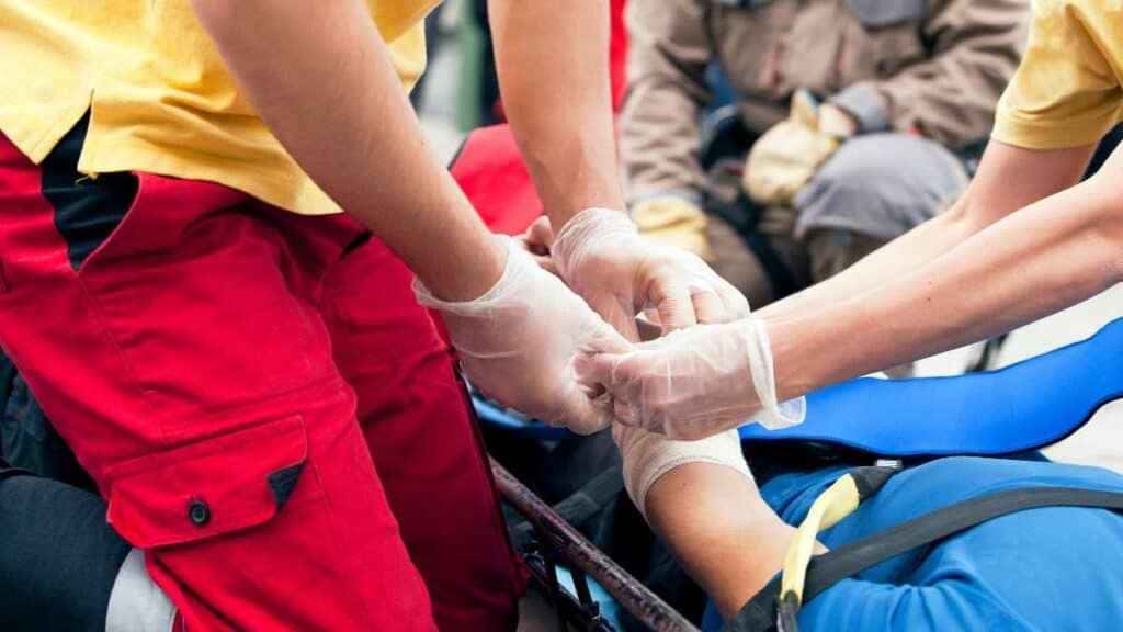 Quais são os primeiros socorros quando sofremos um corte? Quais são os primeiros socorros quando sofremos um corte