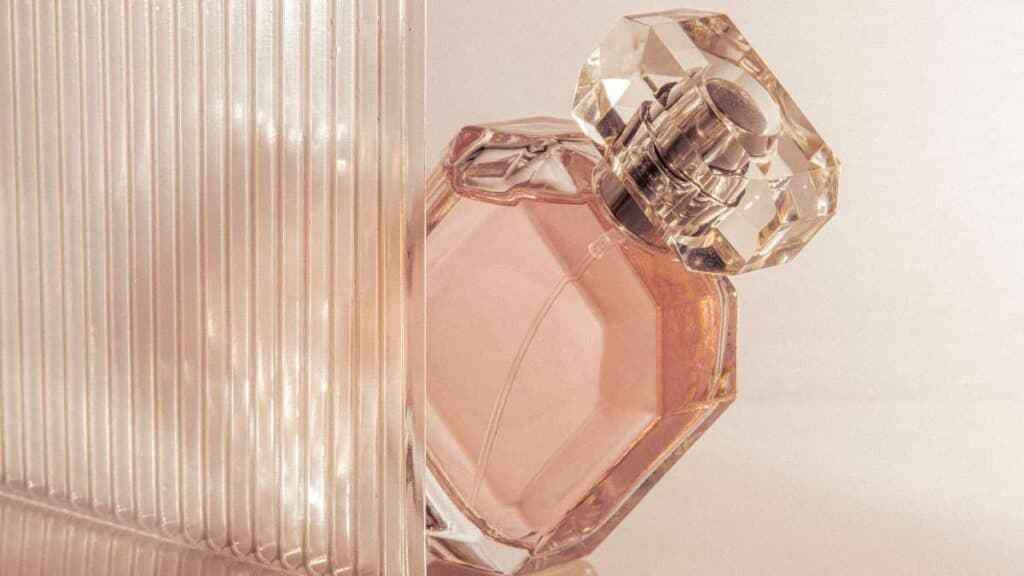 Perfume inspirado no Scandal: Descubra o aroma mais sedutor do momento Perfume inspirado no Scandal