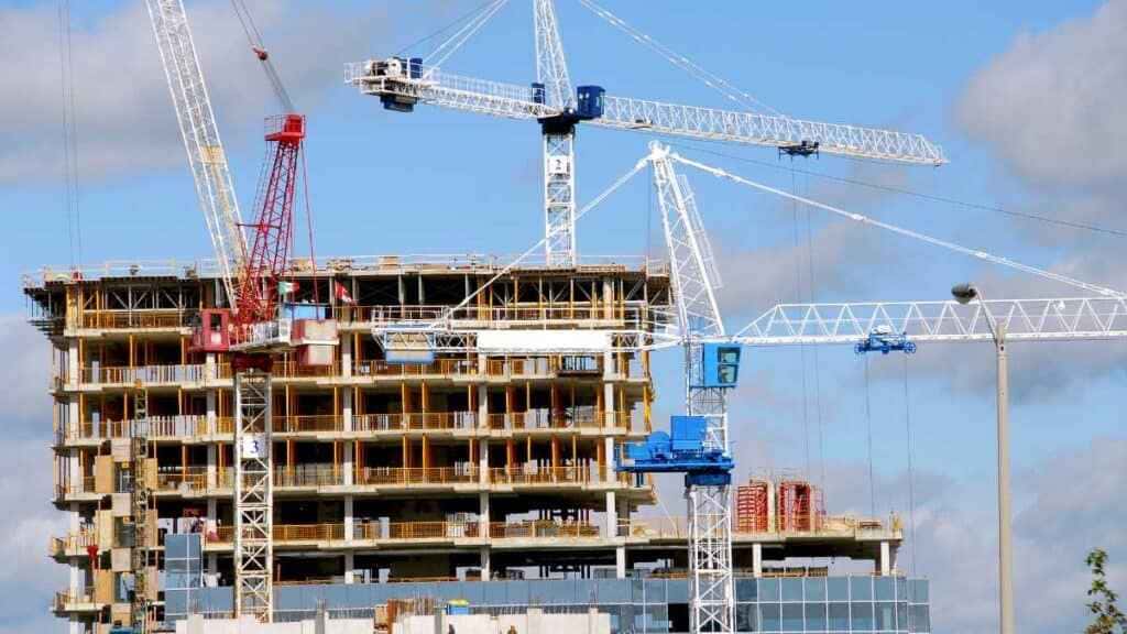 Quanto tempo dura a construção de um prédio: fatores que influenciam o prazo Quanto tempo dura a construção de um prédio