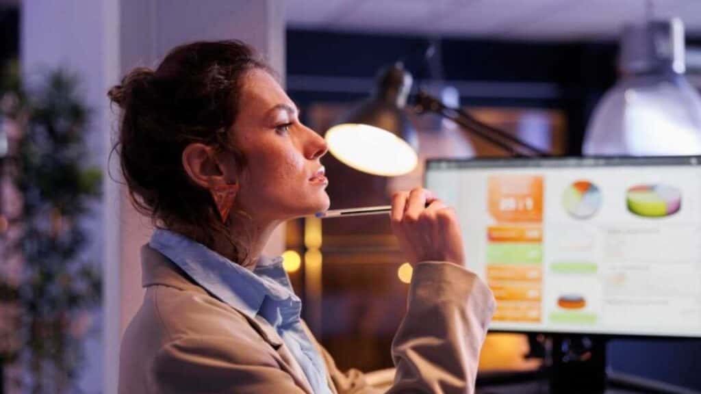 Quais são os riscos de seguir tendências de mercado sem análise profunda