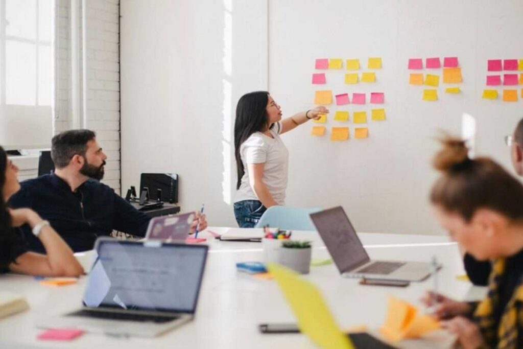 Escalabilidade e flexibilidade: o papel da Ecenture no Outsourcing de TI